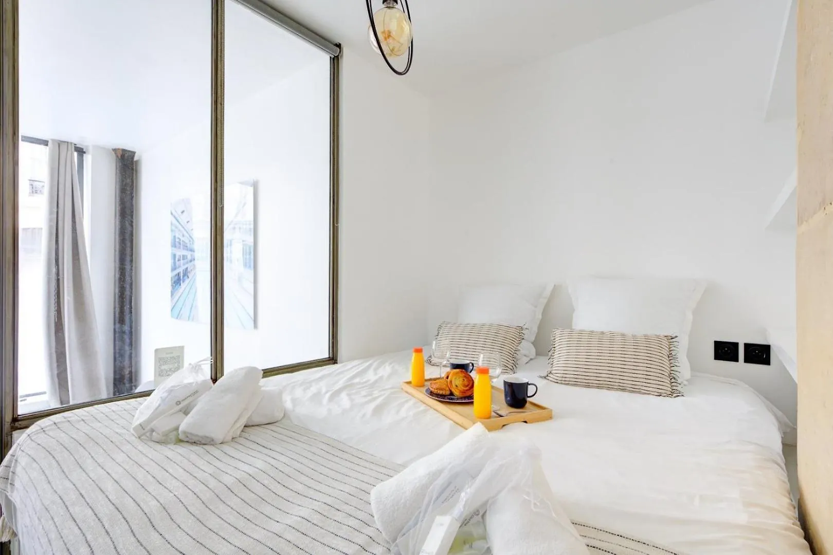 Bluestay 150 - Charmant Appartement A Paris 0*,  France