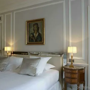 Otel Lancaster Champs-elysees, Paris